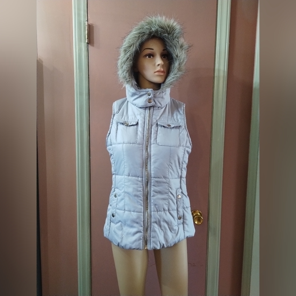 Body Central Size Medium Hooded Winter Vest size medium